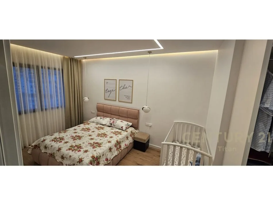Tirane, jepet me qera apartament 2+1 Kati 6, 91 m² 750 € 