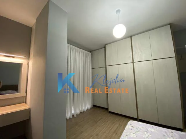 Tirane, jepet me qera apartament 1+1 Kati 2, 67 m² 600 € (Rruga Haxhi Hysen Dalliu, afer Prokurorise)