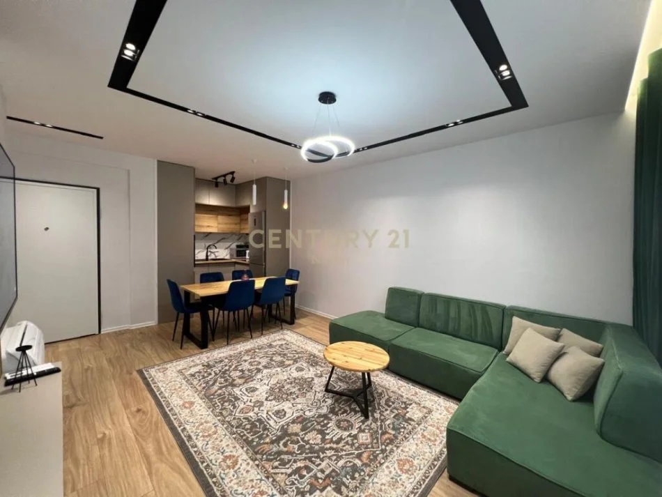 Shqiperi, jepet me qera apartament 2+1 Kati 3, 85 m² 900 € (liqeni i thate)