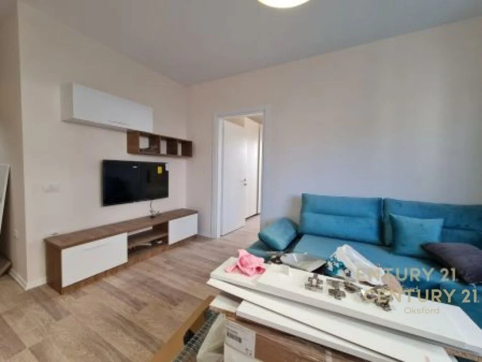 Tirane, shitet apartament 1+1 Kati 2, 62 m² 133.000 € (liqeni i thate)