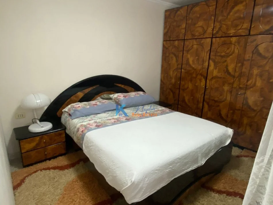 Tirane, jap me qera apartament Kati 3, 50 m² 500 € (Rruga e Elbasanit)