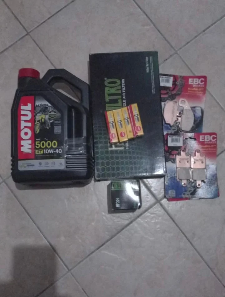 Shkoder, shitet Motociklete gare kawasaki ninja , jeshile 100.000 km