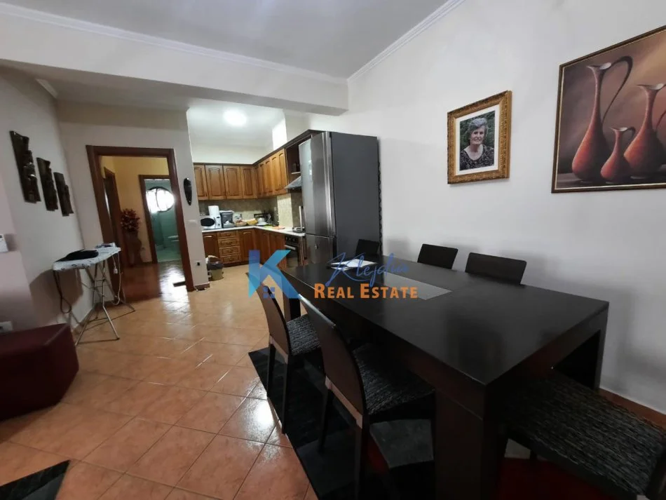 Tirane, jepet me qera apartament 2+1 Kati 7, 120 m² 600 € (Don Bosko, afer Vizion Plus)