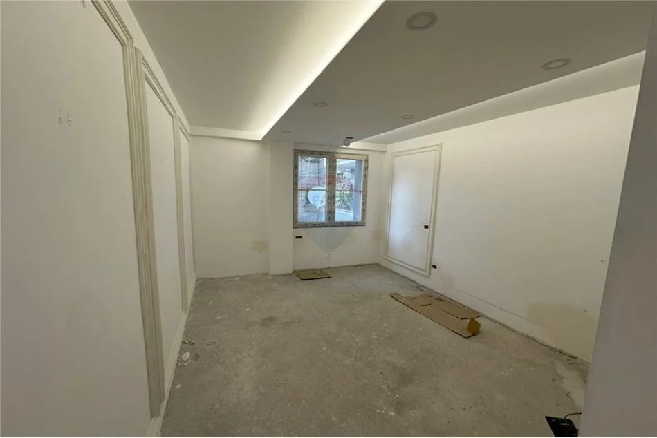 Tirane, shitet apartament 3+1 Kati 1, 139 m² 230.000 € (Rruga Petro Nini Luarasi - Shkolla Baletit)