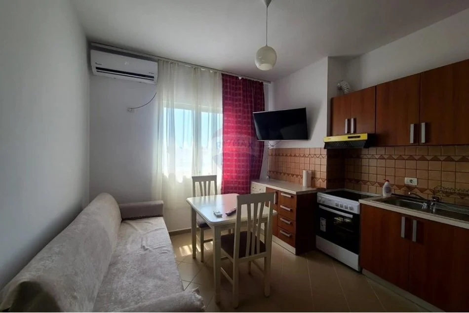 Tirane, jepet me qera apartament 2+1 , 75 m² 480 € (Don Bosko)