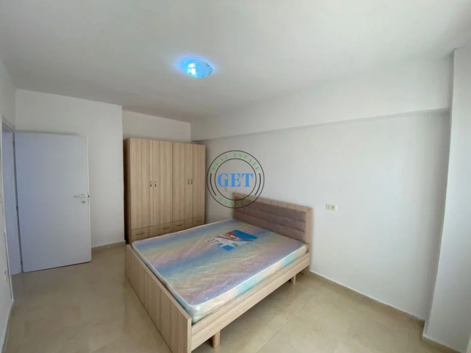 Durres, shitet apartament 1+1+Ballkon Kati 2, 100 m² 55.000 € (Cezma Ferres, Durres)