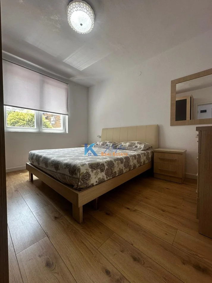 Tirane, shitet apartament 2+1+Ballkon Kati 2, 73 m² 155.000 € (Rruga Mine Peza)