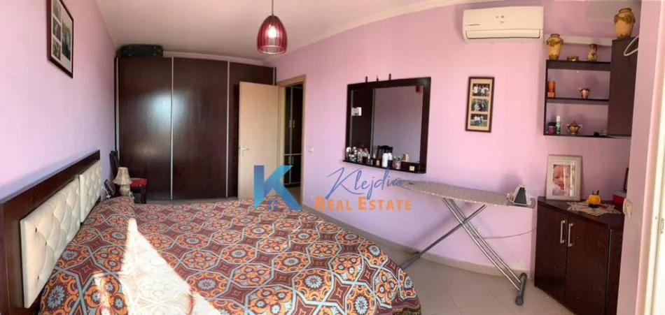 Tirane, shes apartament 2+1+Ballkon Kati 6, 98 m² 125.000 € (Yzberish)