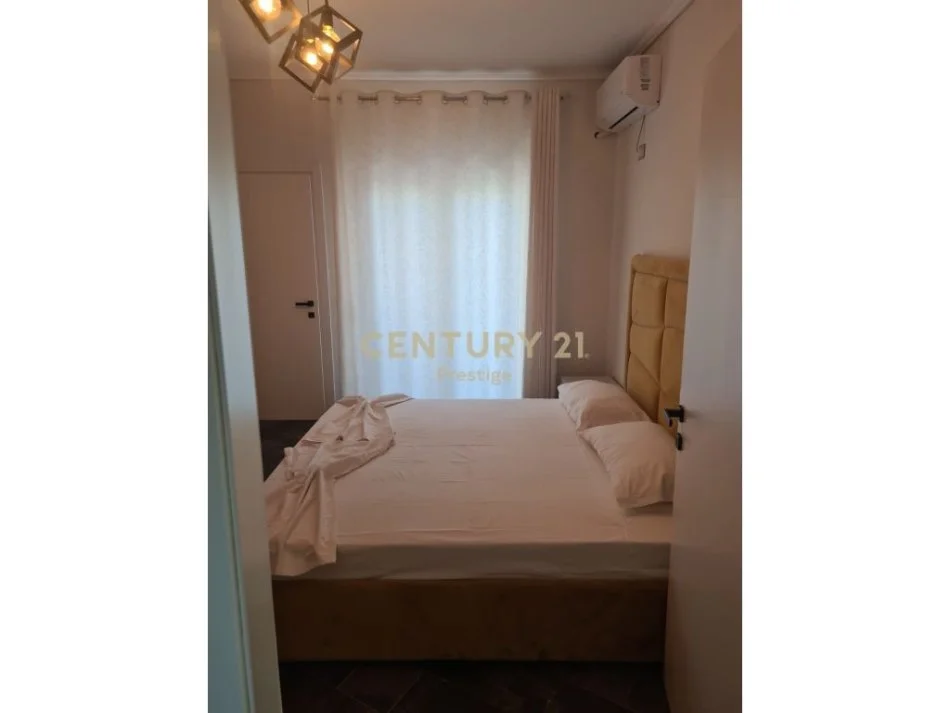 𝐕𝐥𝐨𝐫𝐞, 𝐣𝐞𝐩𝐞𝐭 𝐦𝐞 𝐪𝐞𝐫𝐚 𝐚𝐩𝐚𝐫𝐭𝐚𝐦𝐞𝐧𝐭 𝟐+𝟏 𝐊𝐚𝐭𝐢 𝟕, 𝟏𝟐𝟎 𝐦² 𝟏.𝟏𝟎𝟎 € (𝐋𝐮𝐧𝐠𝐨𝐦𝐚𝐫𝐞)