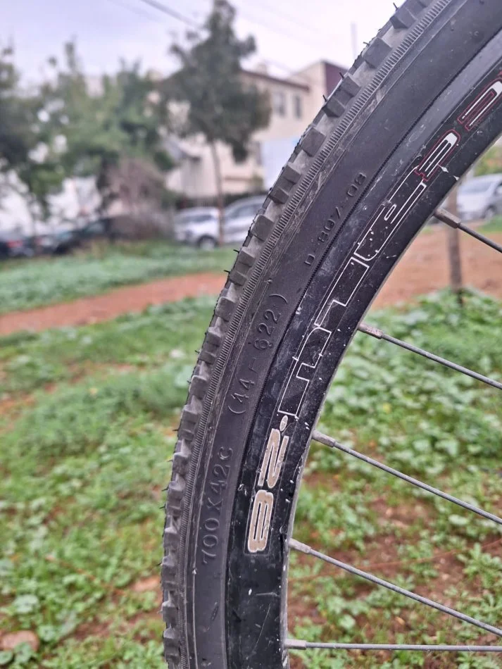Tirane, shes biciklete Shitet biciklete 28-teshe 180 eur Mckenzie Hill 800 Mountainbike e zeze 180 €