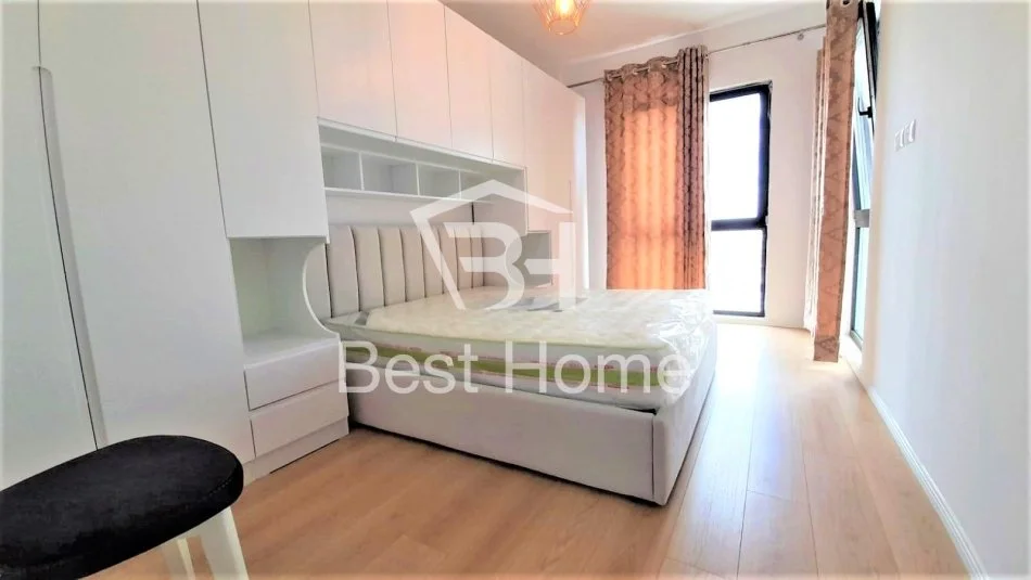 Tirane, jepet me qera apartament 1+1 Kati 10, 70 m² 550 € (Kompleksi Arlis, Farmacia 10)