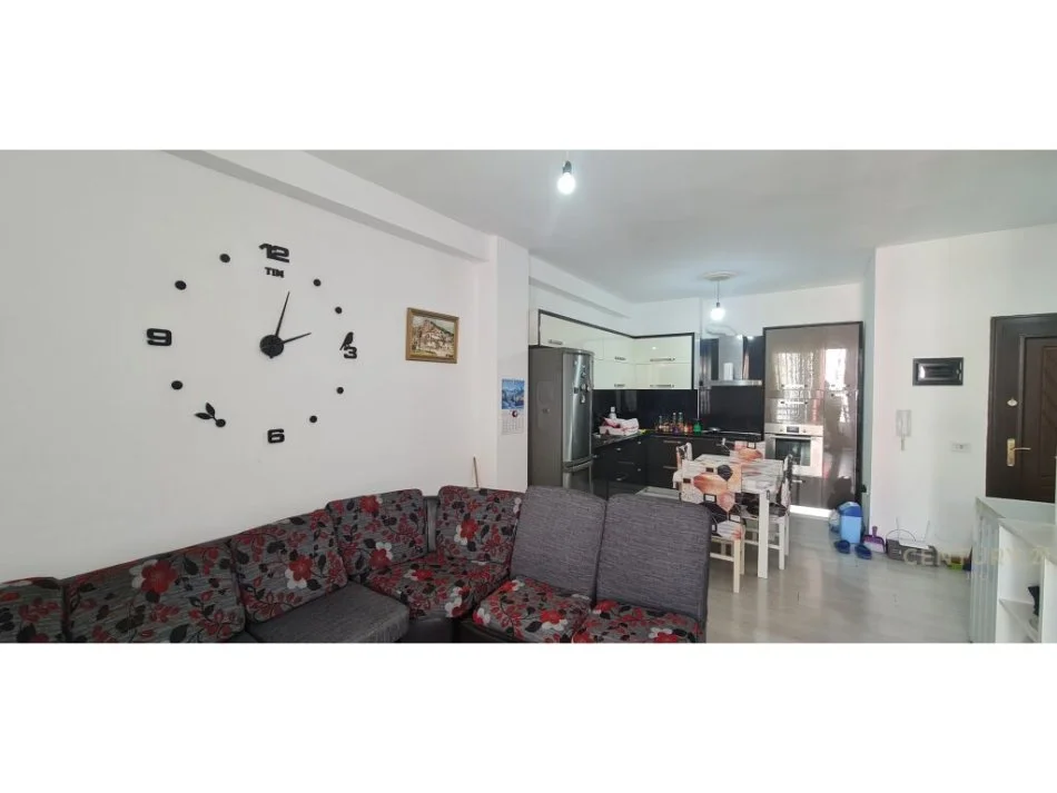 Tirane, shitet apartament 2+1 Kati 6, 71 m² 110.000 € (yzberisht)