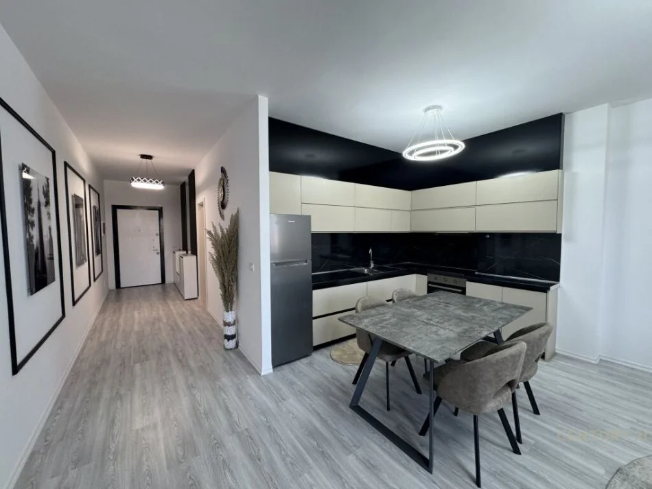 Tirane, jepet me qera apartament 3+1 , 1.200 €