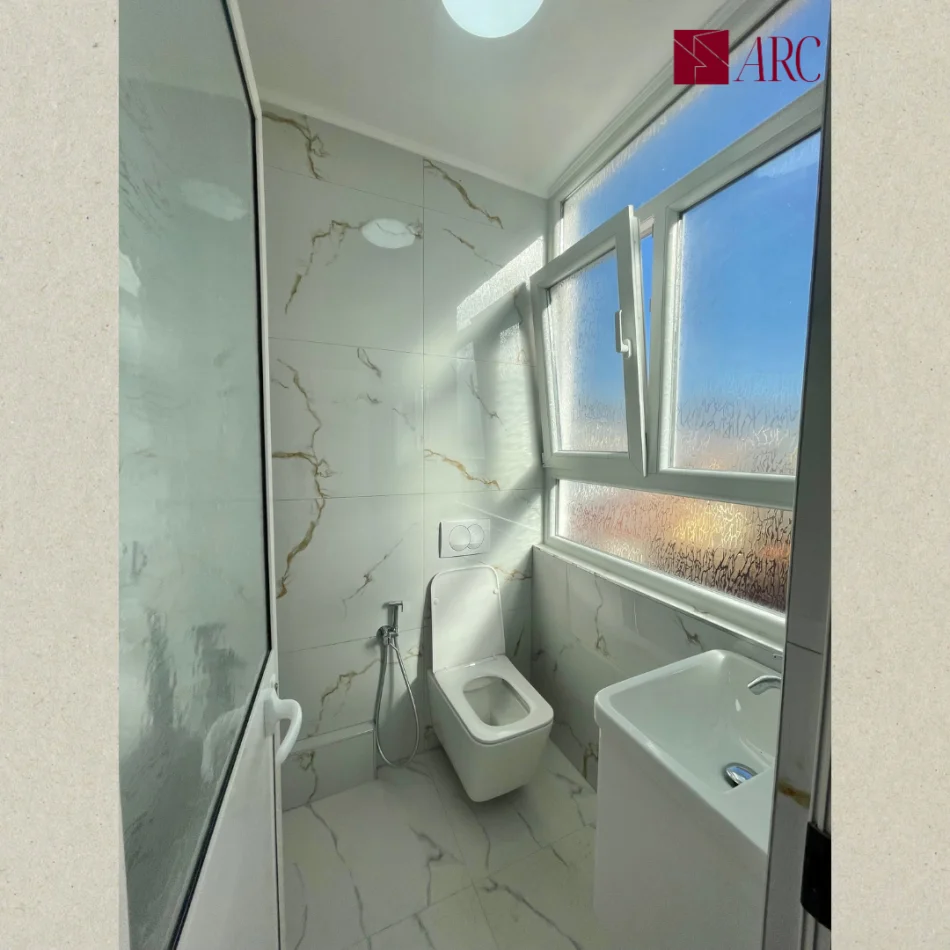 Tirane, shitet apartament 2+1+Ballkon Kati 4, 81 m² 185.000 € (Rruga e Dibres, Medreseja, Tirane)