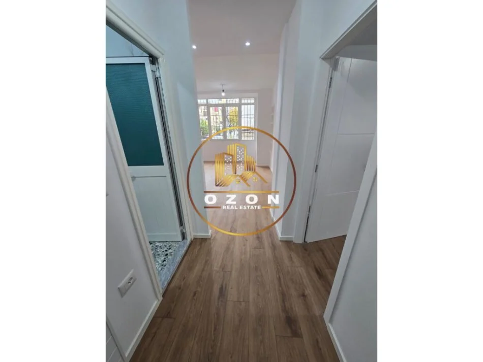 Tirane, shitet 2+1 Kati 2, 65 m² 120.000 € (Rr.Ferrit Xhajko. Stacioni i Trenit)