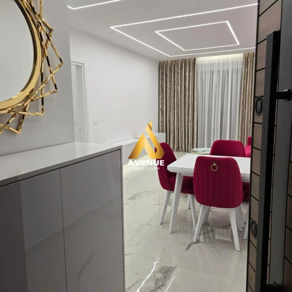 Tirane, jepet me qera apartament 1+1+Ballkon Kati 5, 65 m² 600 € (Kodra e Diellit 1)