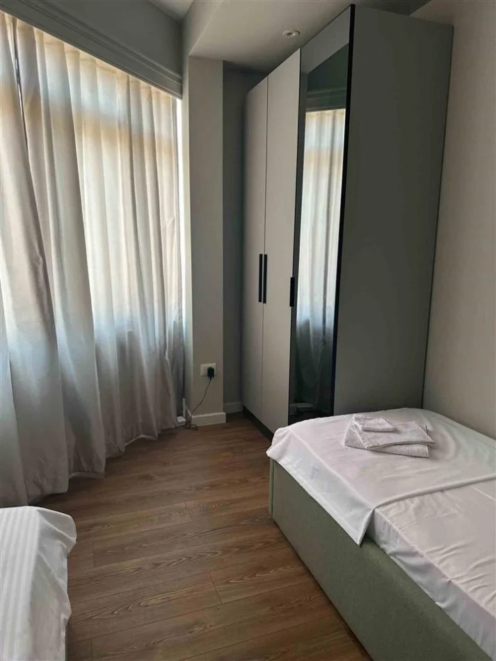 Tirane, jap me qera apartament 2+1 Kati 3, 72 m² 1.000 € (Stadiumi Dinamo)