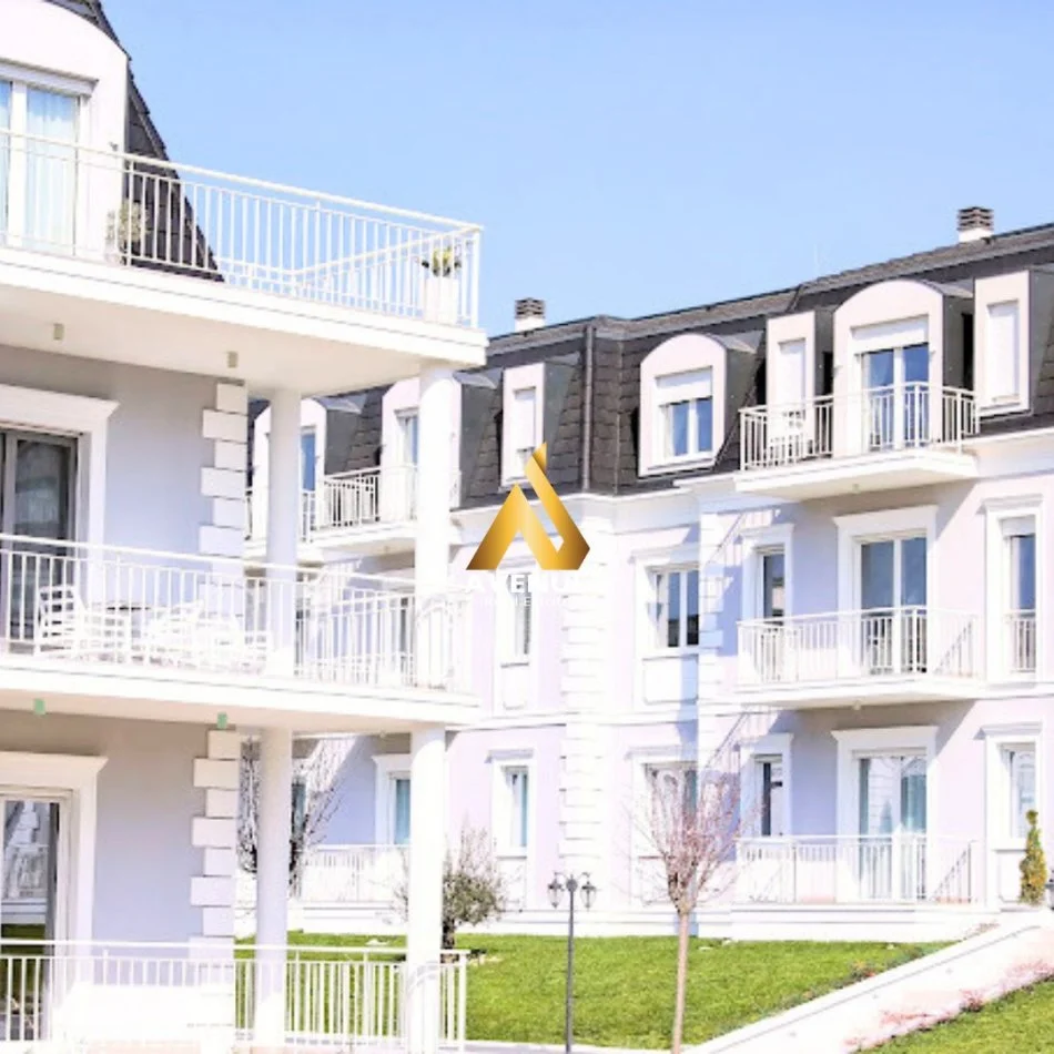 Tirane, shitet 2+1+Ballkon Kati 1, 94 m² 285.000 € (rruga e vilave)