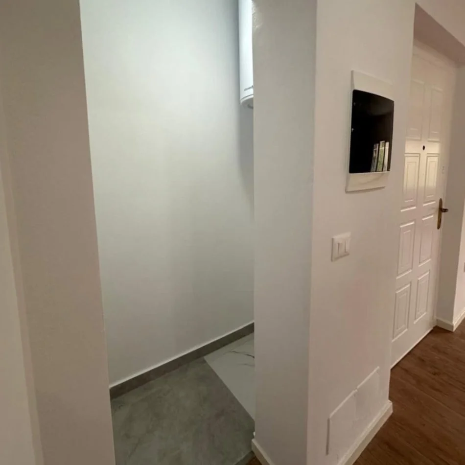 Tirane, shitet apartament 1+1 Kati 2, 57 m² 75.000 € 