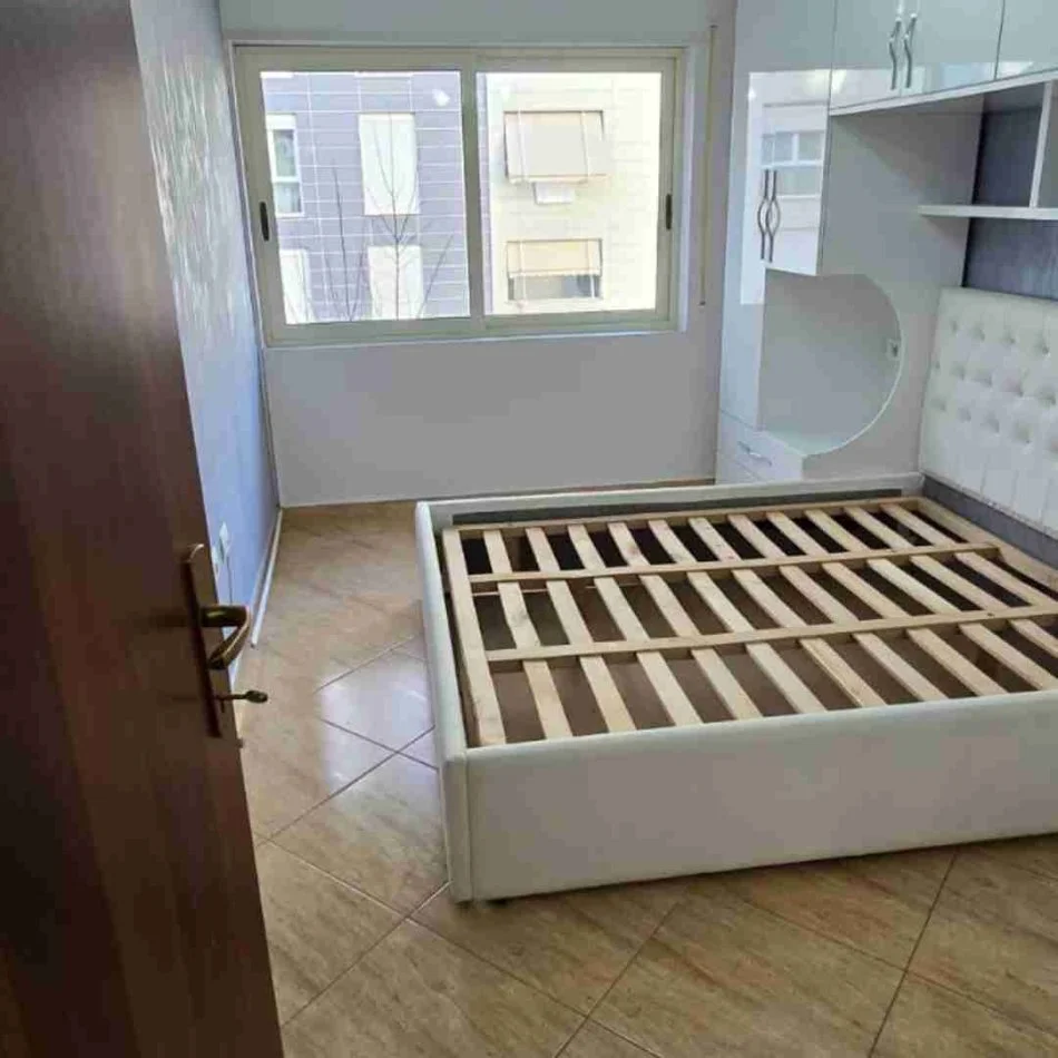 Tirane, shitet apartament 1+1 Kati 3, 57 m² 135.000 € (Ish Parku)