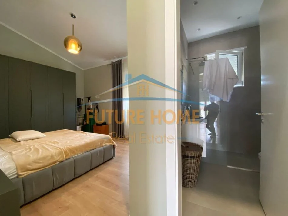 Tirane, shitet Vile 4+1+Aneks+Ballkon Kati 0, 543 m² 780.000 € (Secret Garden)