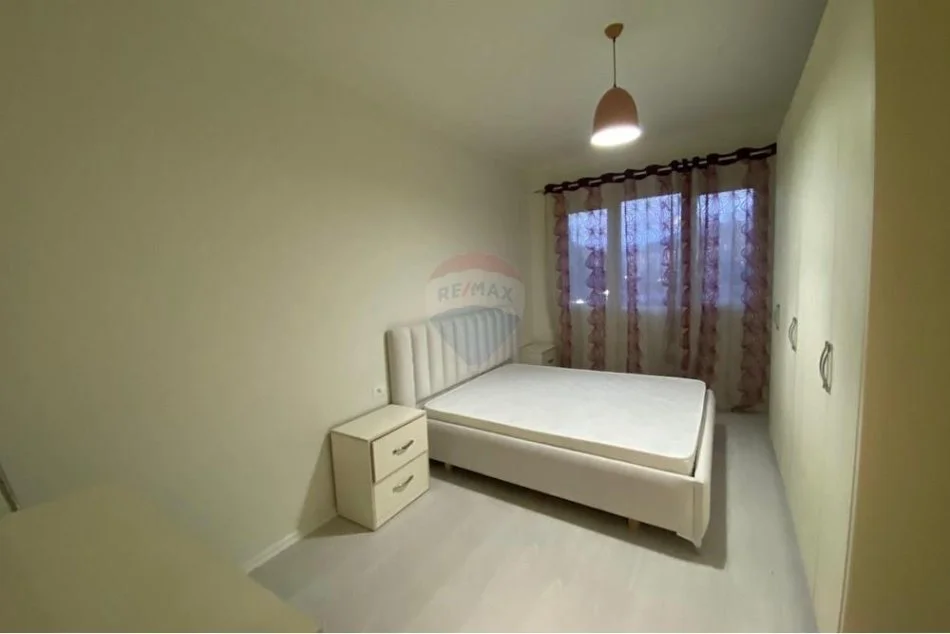 Tirane, jepet me qera apartament 1+1 Kati 6, 75 m² 500 € (Astir)