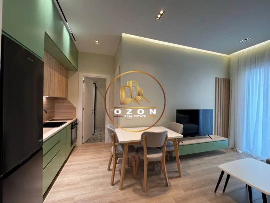 Tirane, jepet me qera apartament 1+1 Kati 3, 50 m² 650 € (Myslym Shyr)