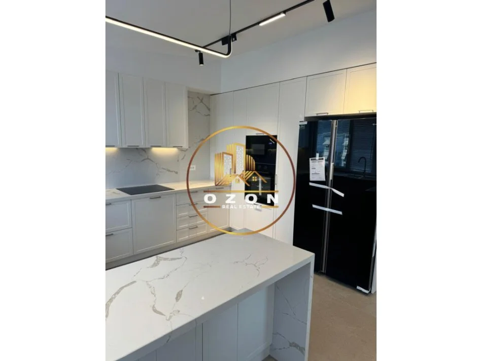 Tirane, shitet apartament 3+1 Kati 5, 700.000 € (Liqeni i Thate)