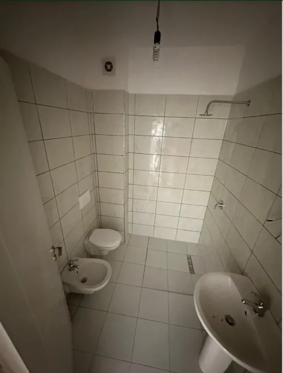 Tirane, shitet apartament 2+1 Kati 2, 91 m² 100.000 € (Fresk)