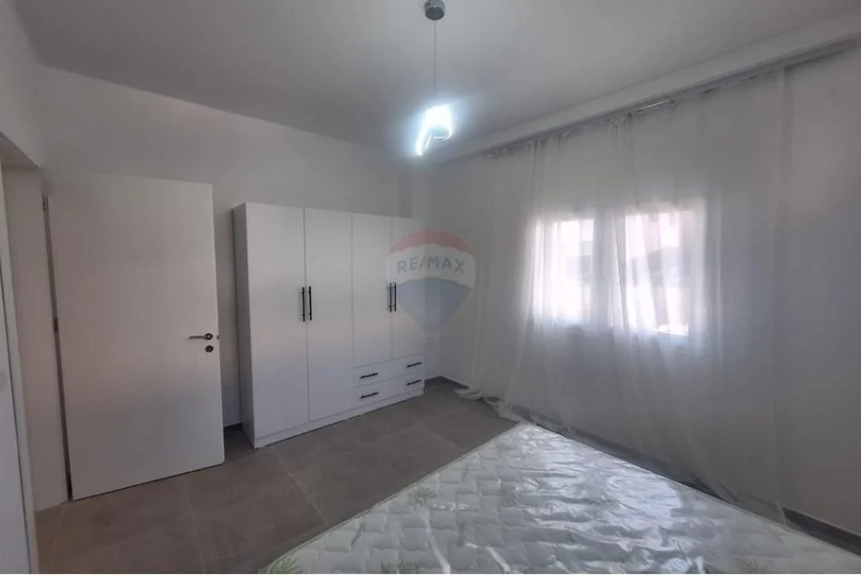 Tirane, jepet me qera apartament 1+1 Kati 2, 70 m² 350 € (Don Bosco)