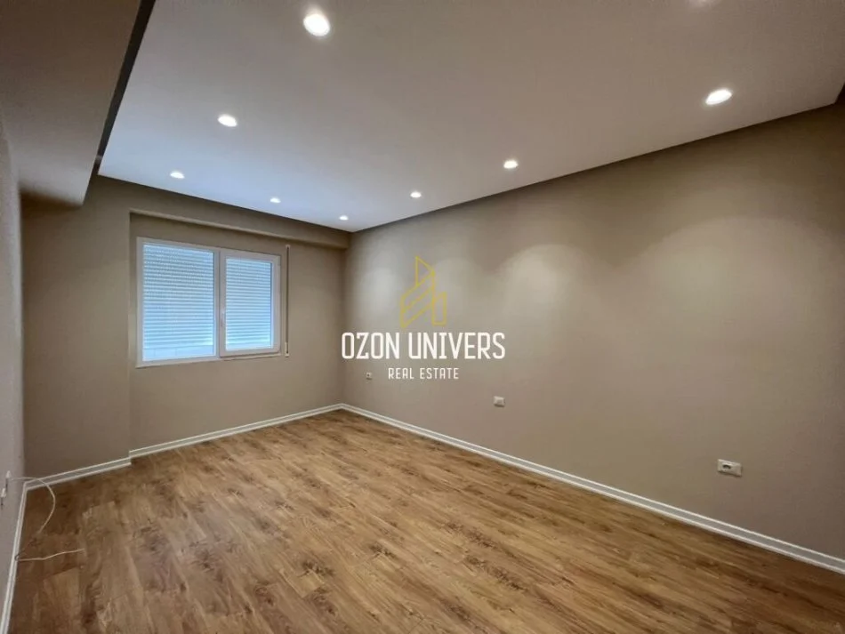 Tirane, jepet me qera apartament 2+1 Kati 0, 104 m² 650 € (Rruga e Dibres)