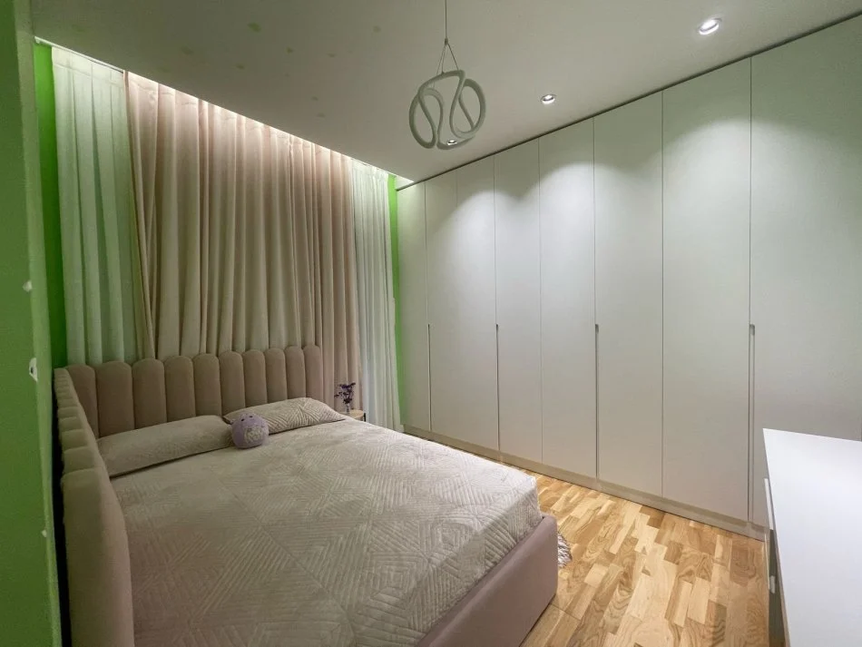 Tirane, shitet apartament 2+1 Kati 1, 90 m² 285.000 € (Liqeni i Thate)