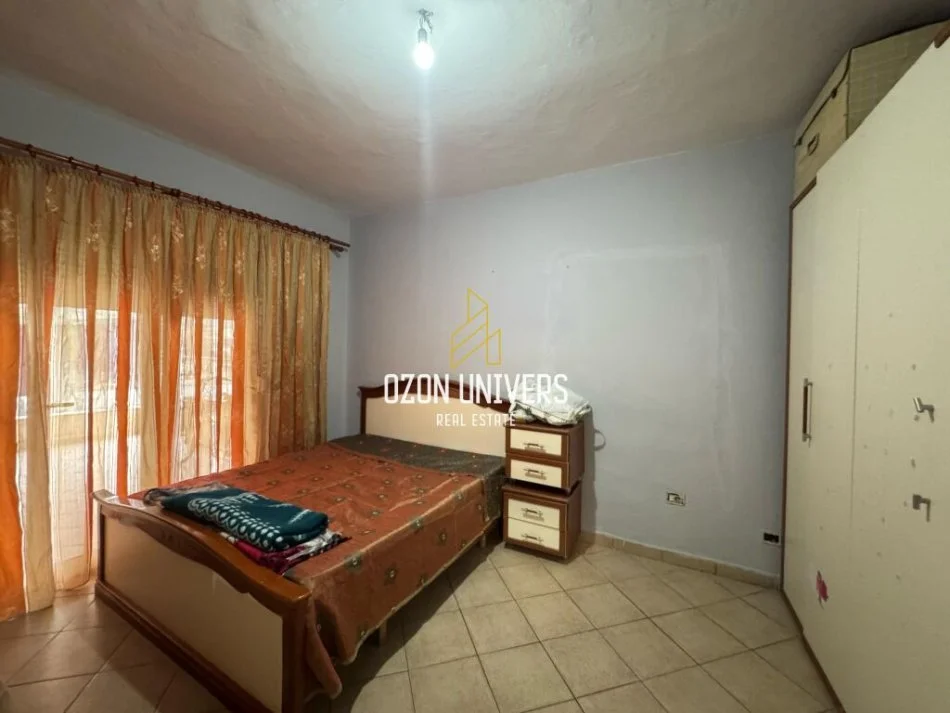 Tirane, jepet me qera apartament 2+1+Ballkon Kati 2, 70 m² 450 € (Kombinat)