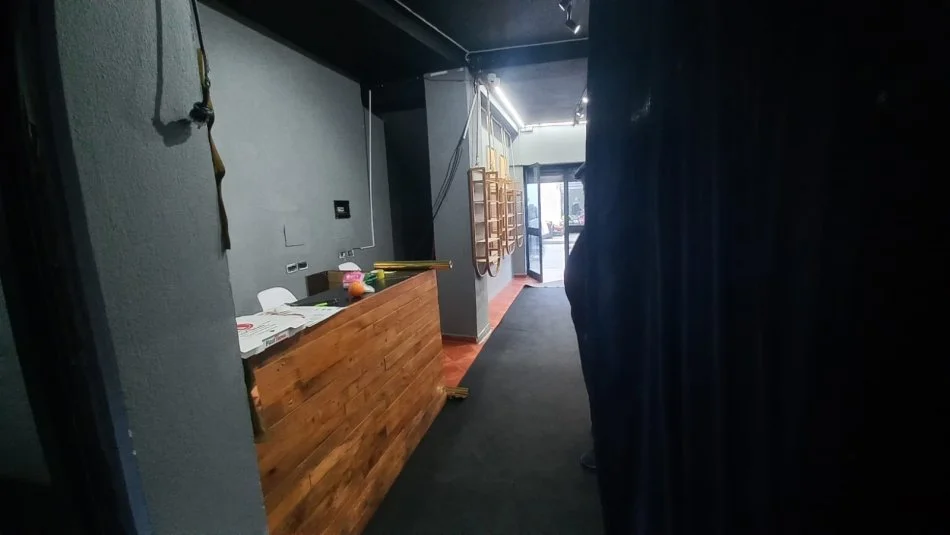 Tirane, jepet me qera ambjent biznesi Kati 0, 45 m² 350 € (Rruga 4 Deshmoret)