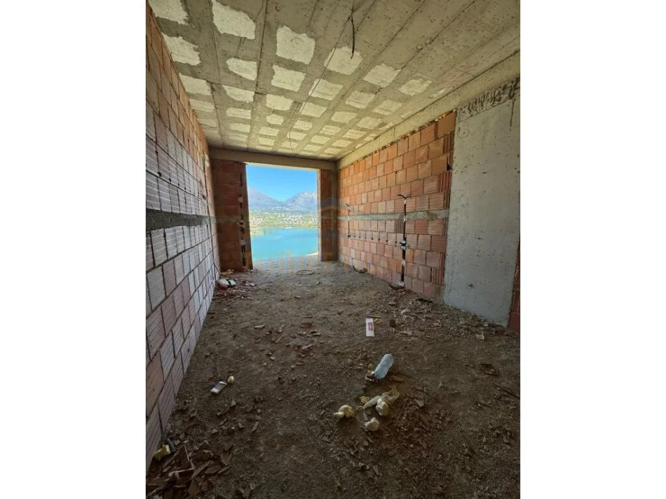 Tirane, shitet Vile , 450.000 € (RRUGA PANORAMA E LIQENIT)