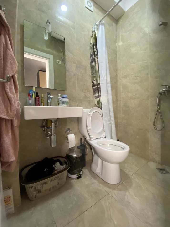 Tirane, jepet me qera 1+1 Kati 1, 30 m² 400 € (Myslym Shyri)