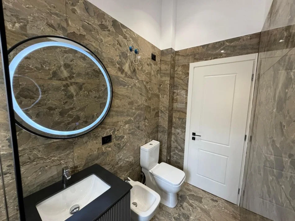 Tirane, jepet me qera apartament 1+1 Kati 6, 74 m² 600 € (Kodra e Diellit)