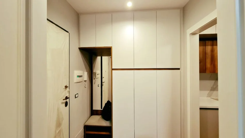Tirane, jepet me qera apartament 1+1+Ballkon Kati 2, 68 m² 450 € (Sauk)