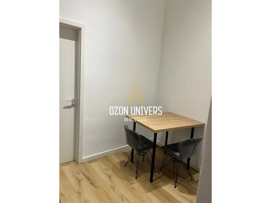 Tirane, jepet me qera apartament 1+1 Kati 0, 71 m² 500 € (Kompleksi Kontakt, 21 Dhjetori)