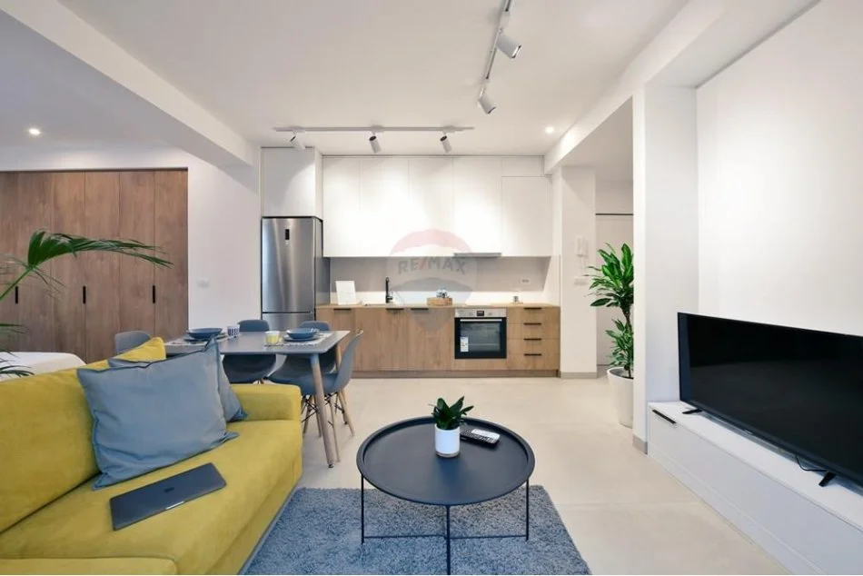 Tirane, jepet me qera apartament 1+1 Kati 3, 55 m² 650 € (Myslym Shyri)