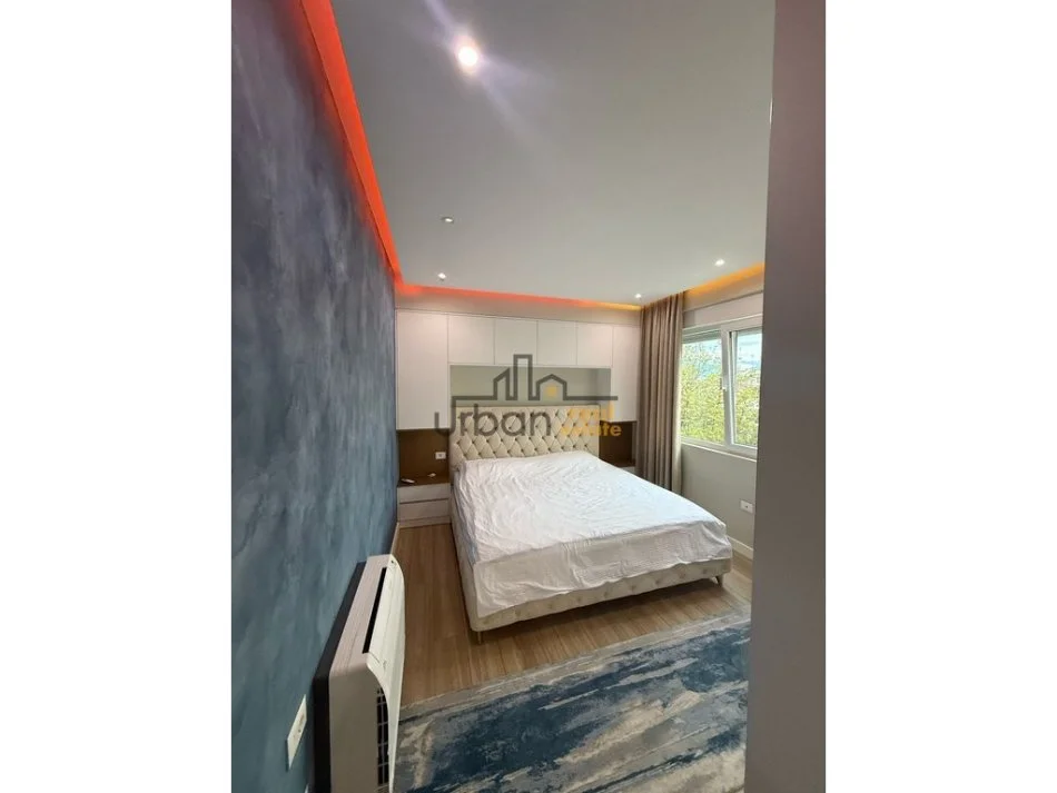 Tirane, shitet apartament 3+1 Kati 3, 133 m² 320.000 € (Liqeni i Thatë)