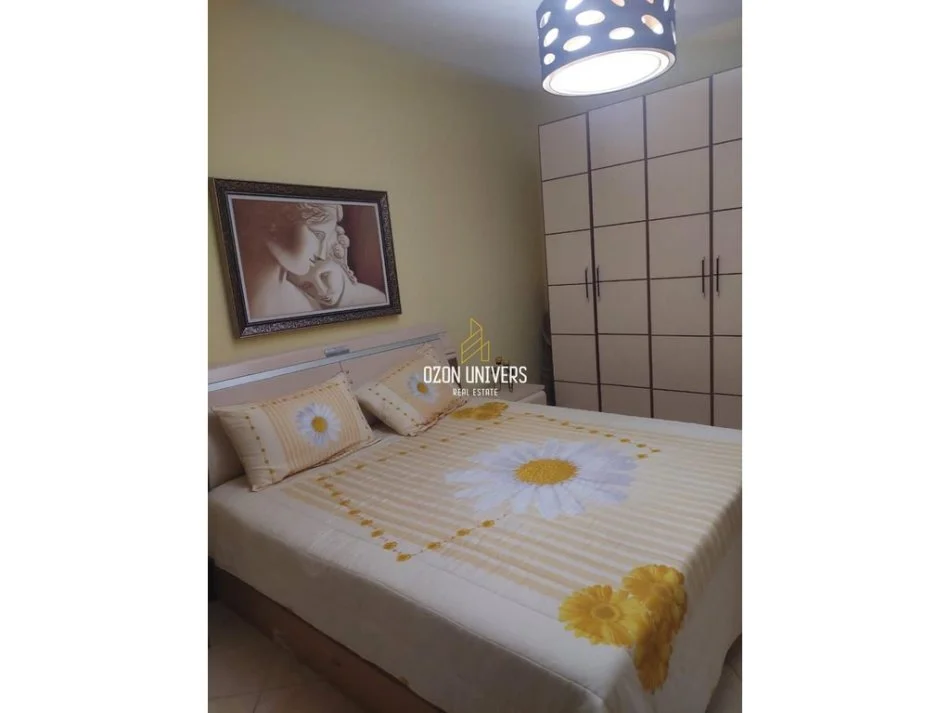 Tirane, shitet apartament 3+1+Ballkon Kati 2, 136 m² 290.000 € (Kopshti Zoologjik)