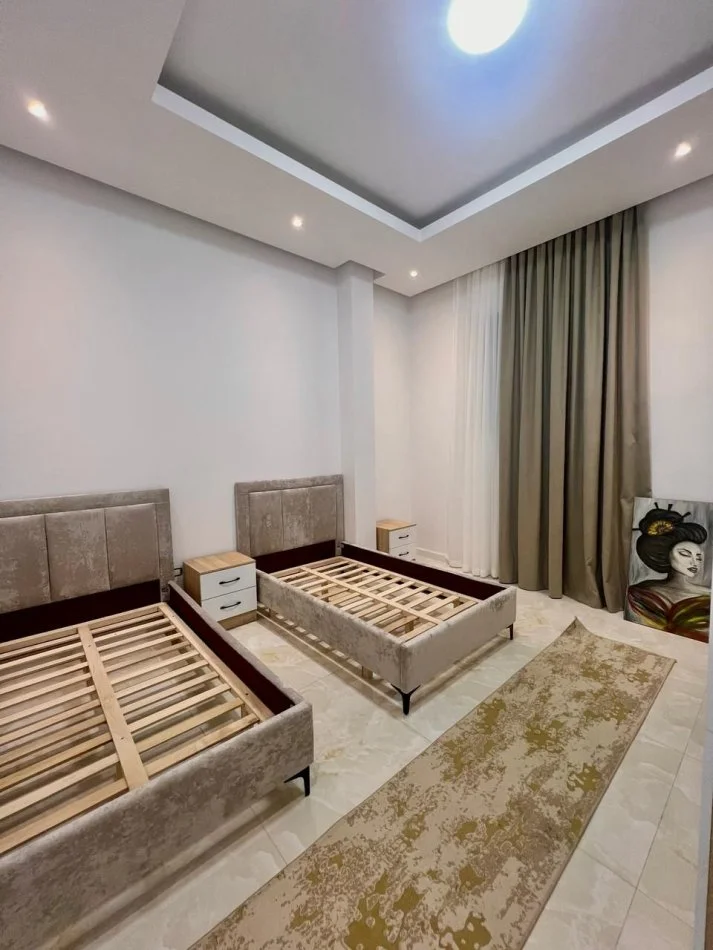 Tirane, jepet me qera apartament 2+1 Kati 1, 100 m² 550 € (Selite)