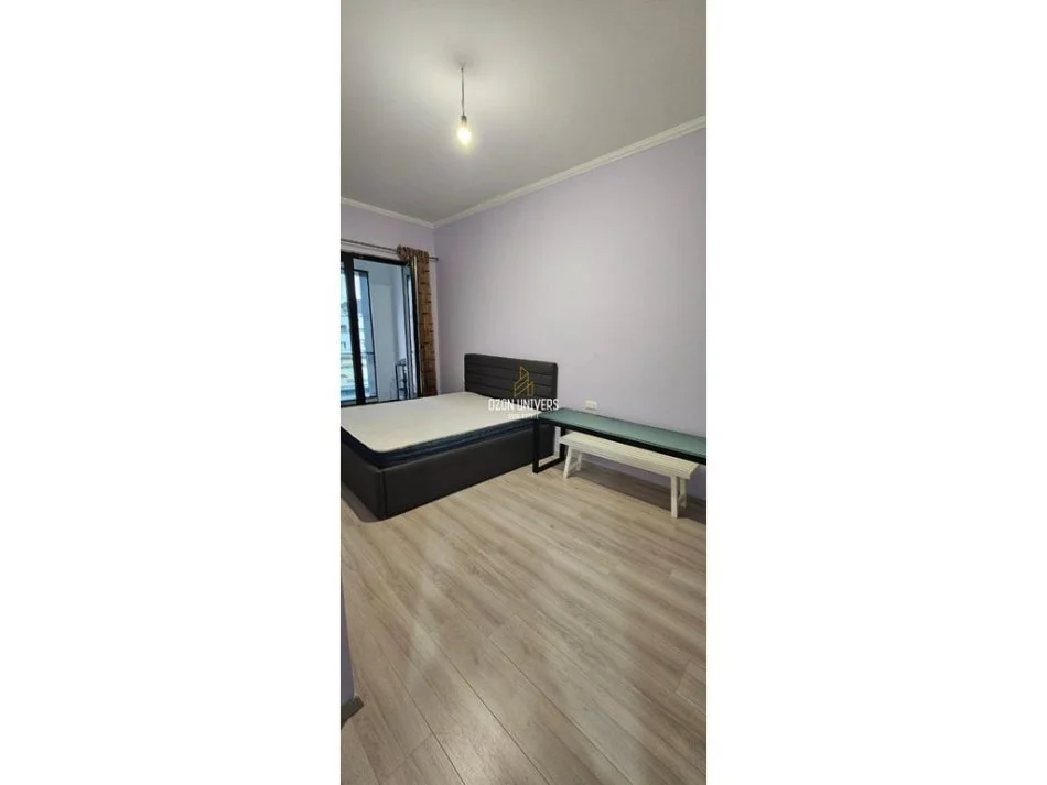 Tirane, jepet me qera apartament 1+1 Kati 8, 70 m² 600 € (Square21, Rruga E Kavajes)