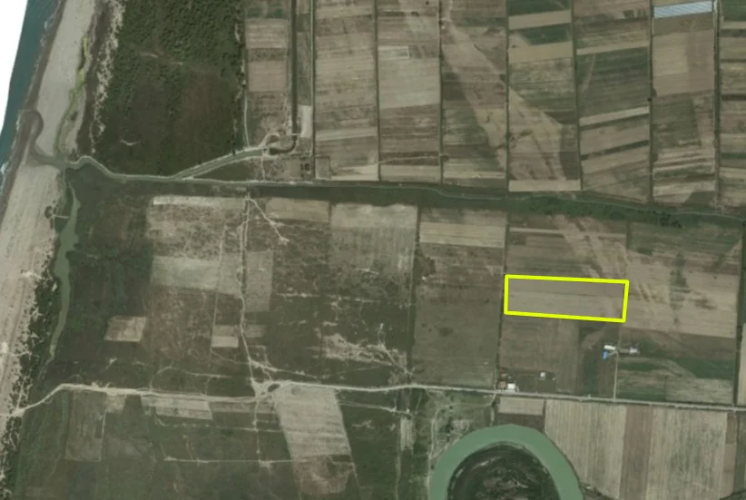 Kavaje, shitet toke ne bregdet , 24.000 m² 600.000 € (Vile-Bashtove,Kavaje)