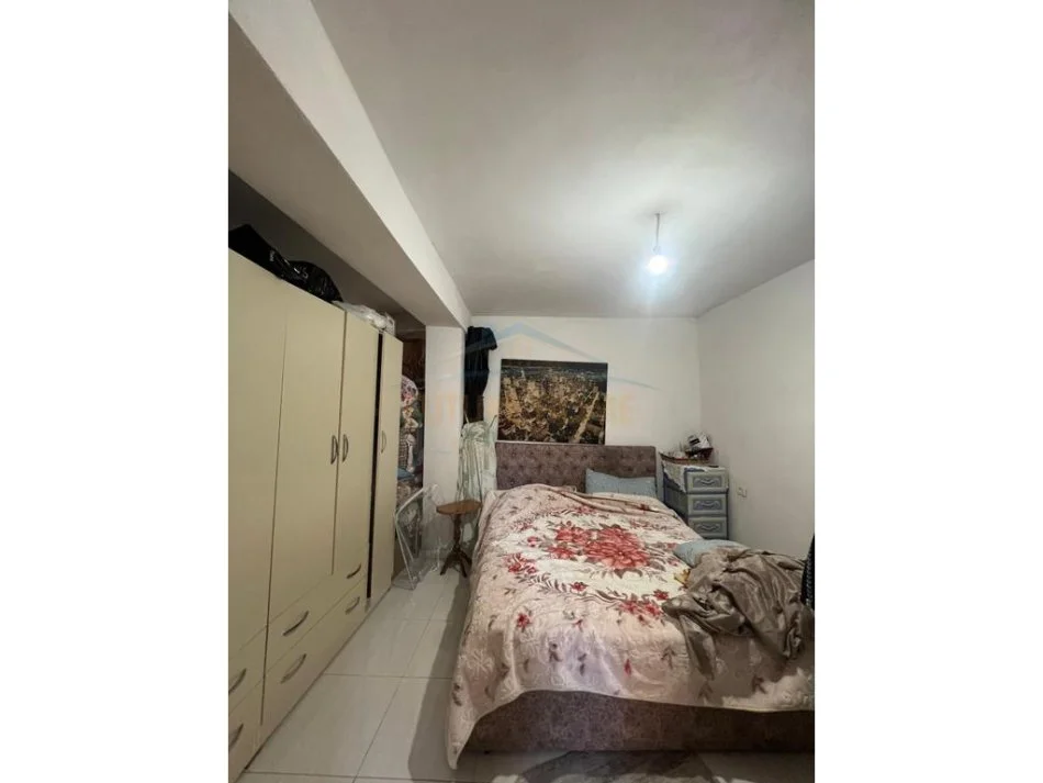 Durres, shitet Vile , 200.000 € 