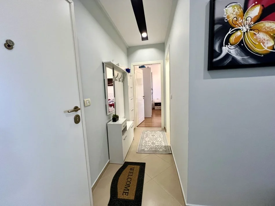 SHITET APARTAMENT 1+1 - SURREL , 15 MIN NGA LIQENI I FARKES