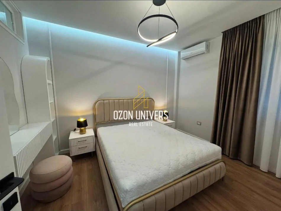 Tirane, jepet me qera apartament 2+1+Ballkon Kati 5, 77 m² 900 € (Selvia, Rruga e Dibrës)