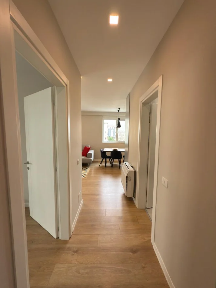 Tirane, shitet apartament 2+1 Kati 3, 92 m² 230.000 € (Liqeni i Thate)