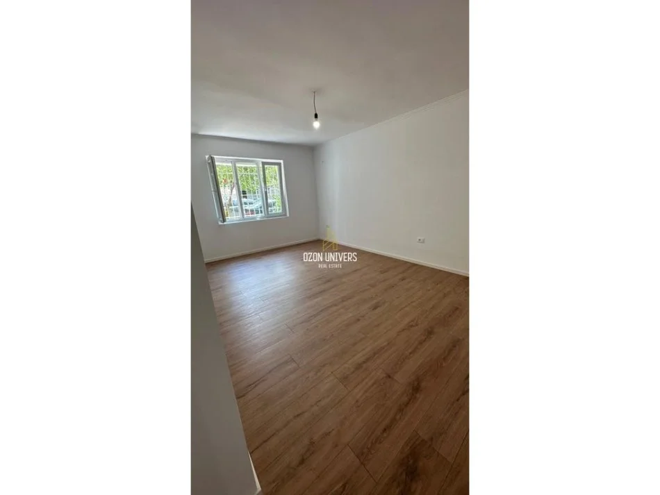 Tirane, shitet apartament 1+1+Ballkon Kati 1, 62 m² 118.000 € (Varri i Bamit)